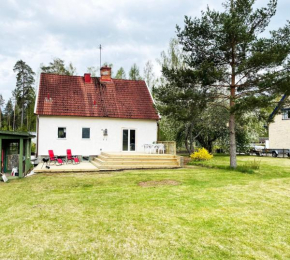 Villa with 4 bed rooms with internet in Vimmerby, Gullringen